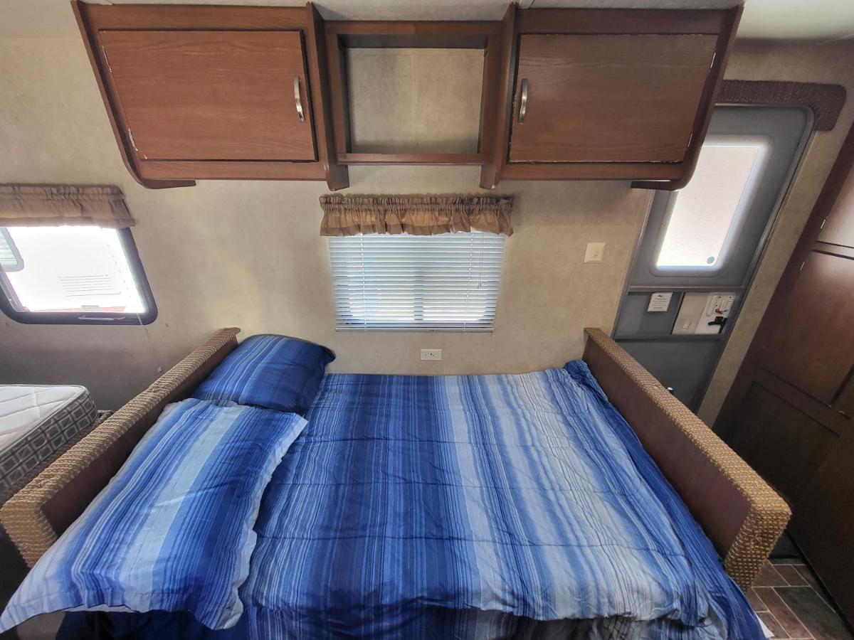 Moceanset Getaways-beautiful Ocean, Mountain & Sunset Views, 